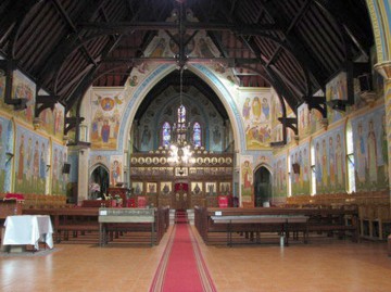 Prima femeie episcop, învestită luni de Biserica Anglicană
